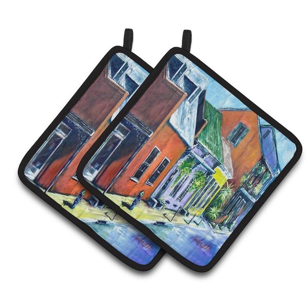 Carolines Treasures Somewhere Close Houses Pair of Pot Holders MW1350PTHD